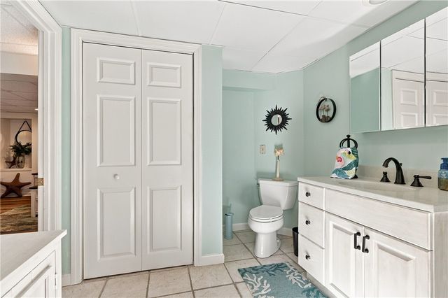 15 Valley View Drive, Smithfield, RI 02828