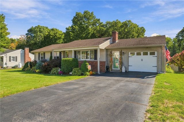 15 Valley View Drive, Smithfield, RI 02828