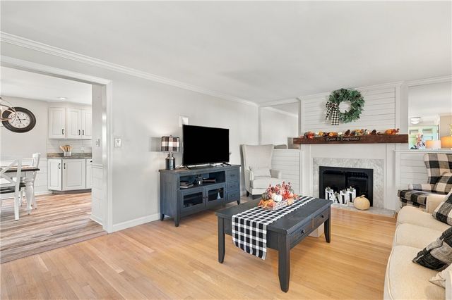 15 Valley View Drive, Smithfield, RI 02828
