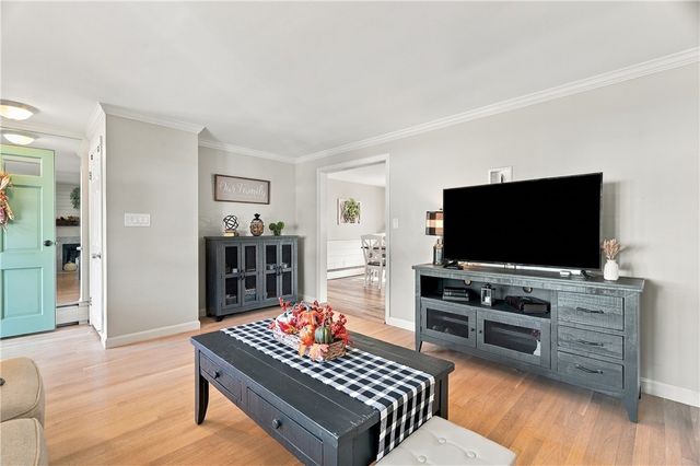 15 Valley View Drive, Smithfield, RI 02828