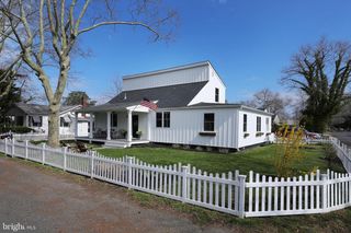 18 BUCKNELL AVE, Villas, NJ 08251