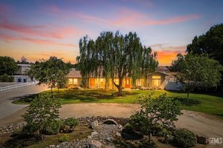 7058 Heatherwood, Bakersfield, CA 93313