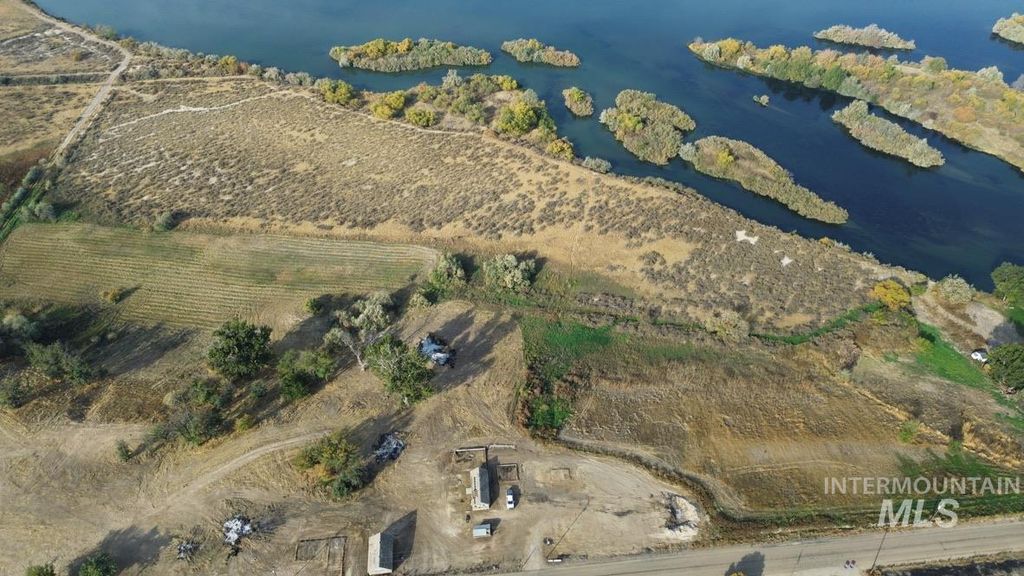 26635 Pioneer Ln, Parma, ID 83660 photo 2