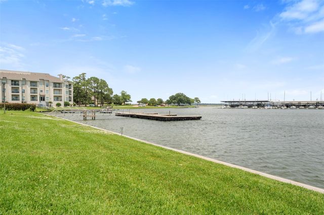 12600 Melville Drive 313A, Montgomery, TX 77356