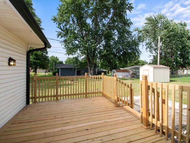 1605 E Franklin Street, Clinton, MO 64735