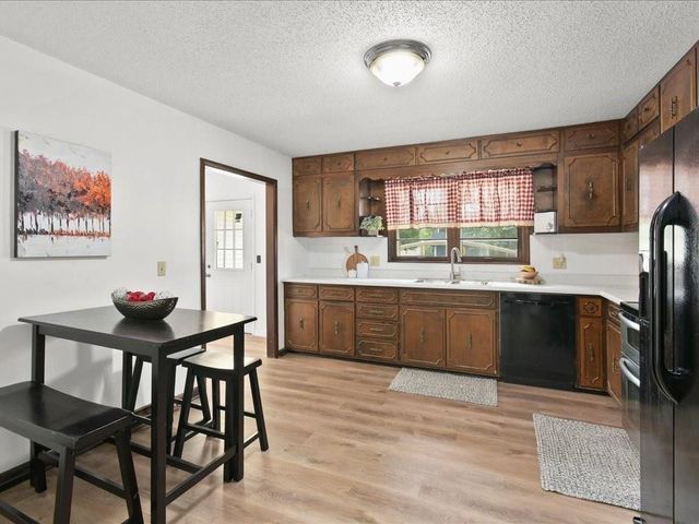 1605 E Franklin Street, Clinton, MO 64735