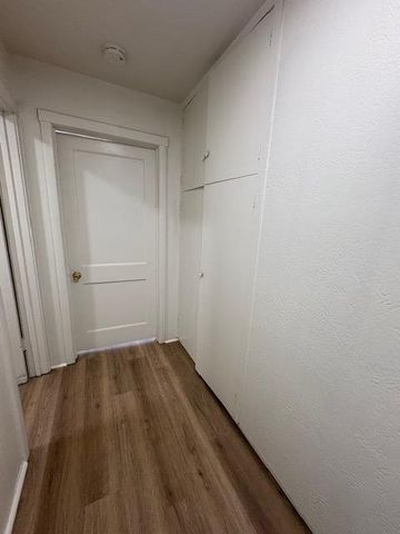 2353 E Vassar Avenue, Fresno, CA 93703