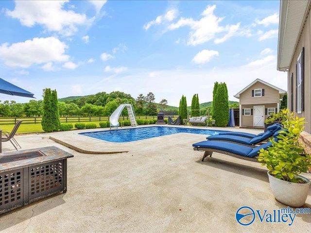 272 Maple Road, New Hope, AL 35760