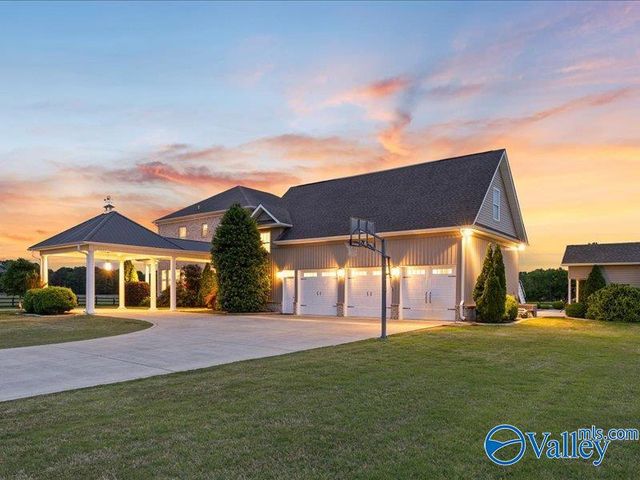 272 Maple Road, New Hope, AL 35760