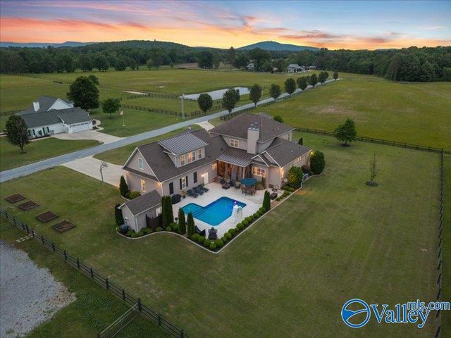 272 Maple Road, New Hope, AL 35760