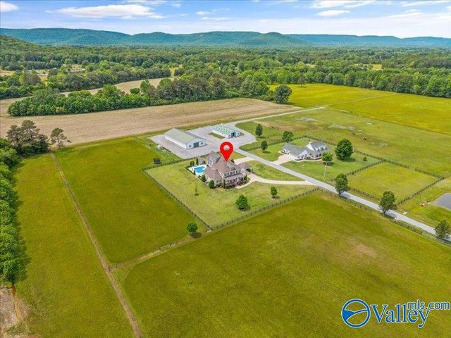 272 Maple Road, New Hope, AL 35760
