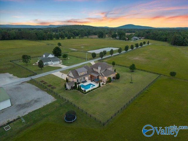 272 Maple Road, New Hope, AL 35760