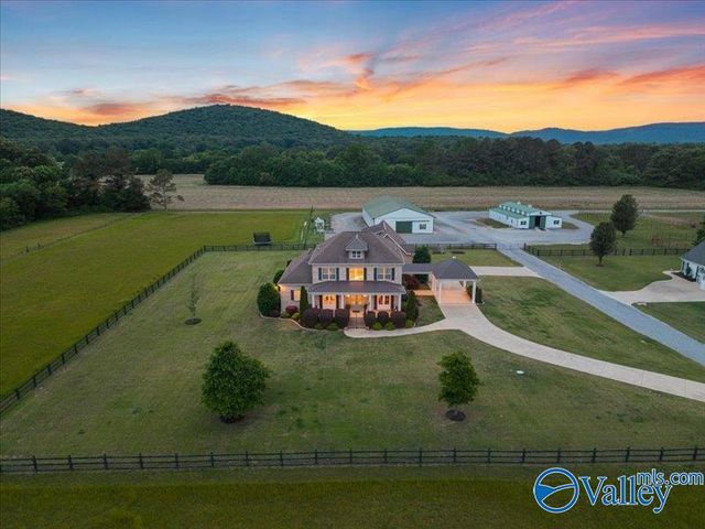 272 Maple Road, New Hope, AL 35760