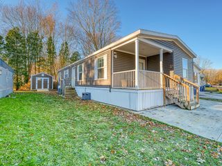 6610 Lear Nagle Road 156, North Ridgeville, OH 44039
