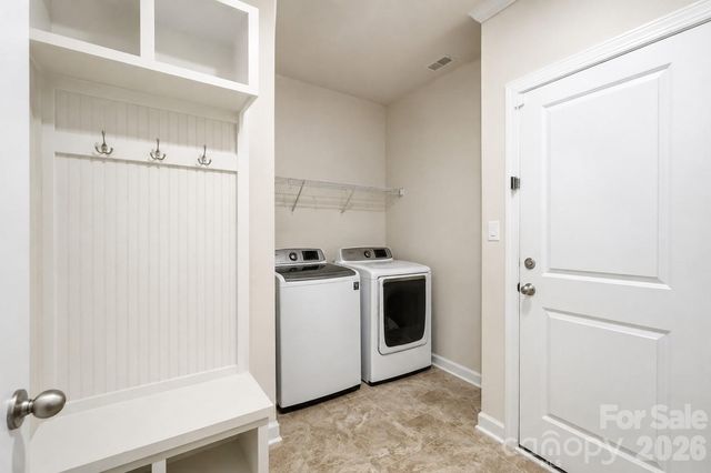 9423 Festival Way, Charlotte, NC 28215
