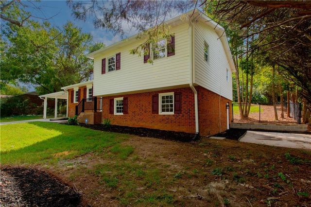 5511 Windemere Circle, Trinity, NC 27370