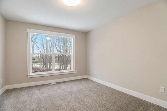 215 S Broadway Street, Thornapple Twp, MI 49333