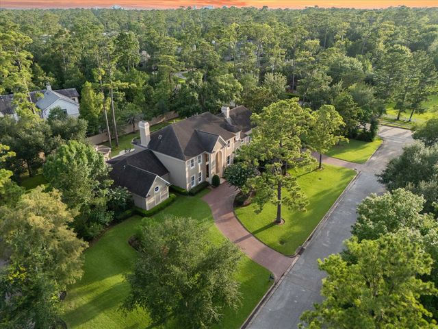 8 Jeffers Court, Houston, TX 77024