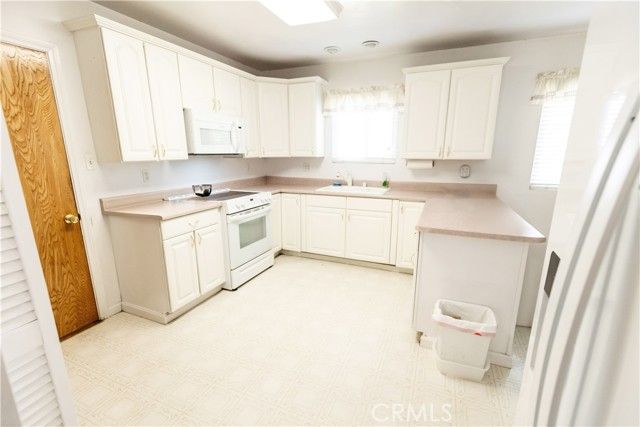 3915 Dwight Way, San Bernardino, CA 92404