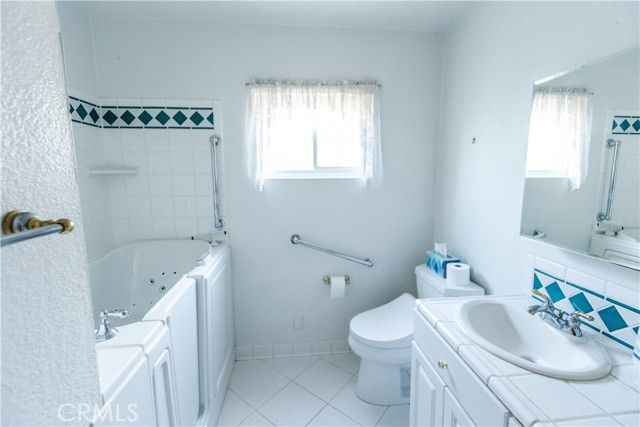 3915 Dwight Way, San Bernardino, CA 92404