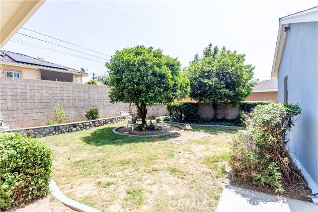 3915 Dwight Way, San Bernardino, CA 92404