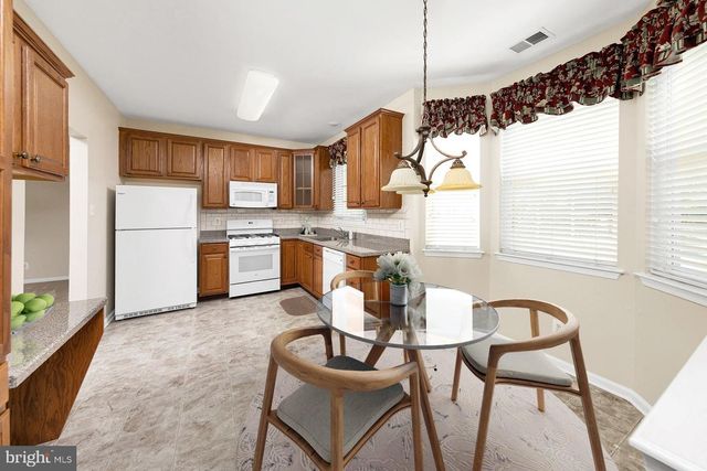 67 PELICAN PL, West Deptford, NJ 08086