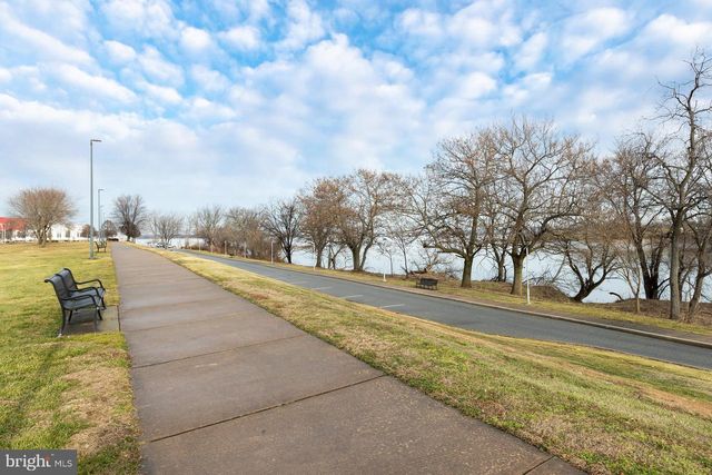 67 PELICAN PL, West Deptford, NJ 08086