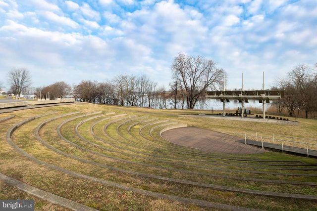 67 PELICAN PL, West Deptford, NJ 08086