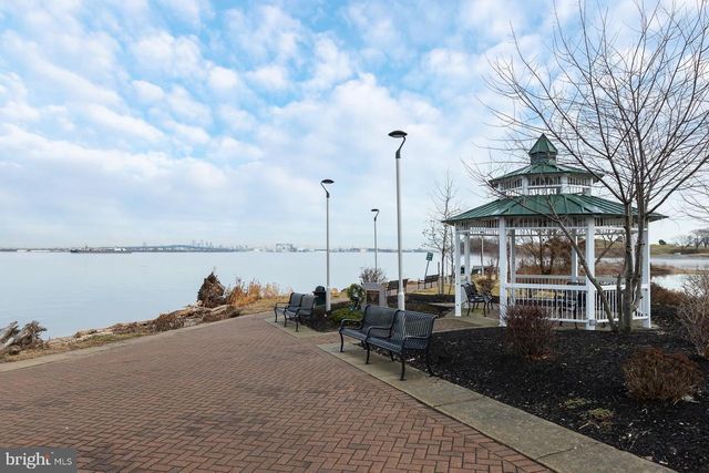 67 PELICAN PL, West Deptford, NJ 08086