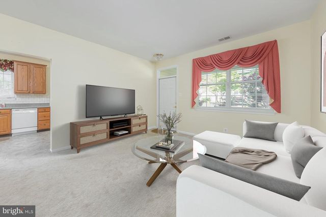 67 PELICAN PL, West Deptford, NJ 08086