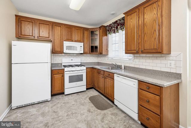 67 PELICAN PL, West Deptford, NJ 08086