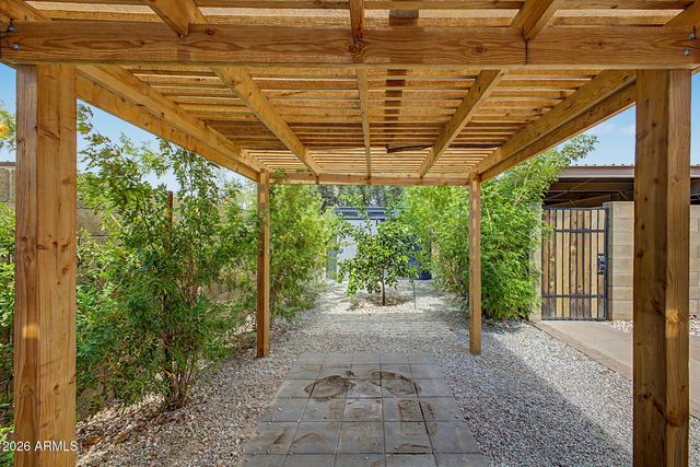 2182 E MINTON Drive, Tempe, AZ 85282