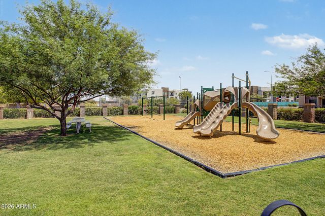 2182 E MINTON Drive, Tempe, AZ 85282
