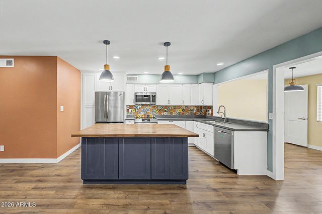 2182 E MINTON Drive, Tempe, AZ 85282