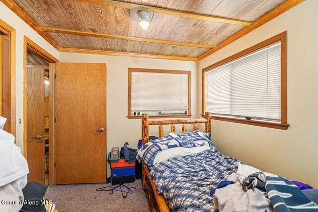 457 Lodgepole Rd, Athol, ID 83801