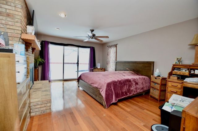 3321 N Bayview Lane, Mchenry, IL 60051