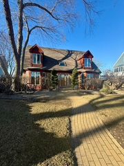 3321 N Bayview Lane, Mchenry, IL 60051