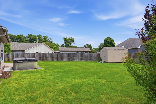 1900 Massee Gdns, Conway, AR 72034