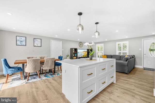 12670 MAGNA CARTA, Herndon, VA 20171