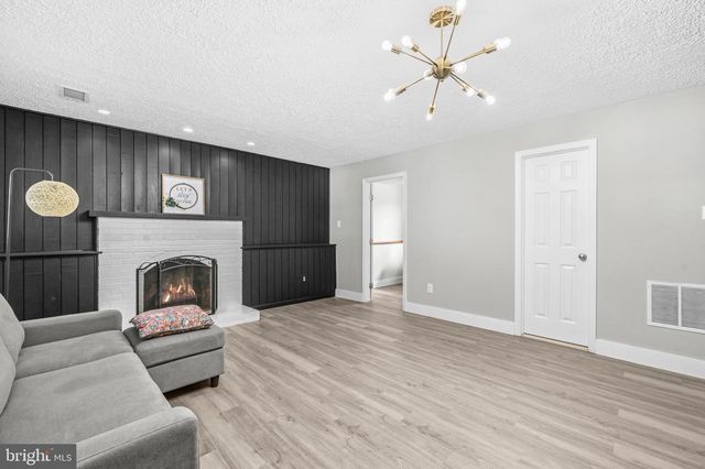 12670 MAGNA CARTA, Herndon, VA 20171