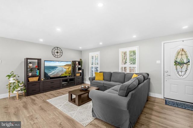 12670 MAGNA CARTA, Herndon, VA 20171