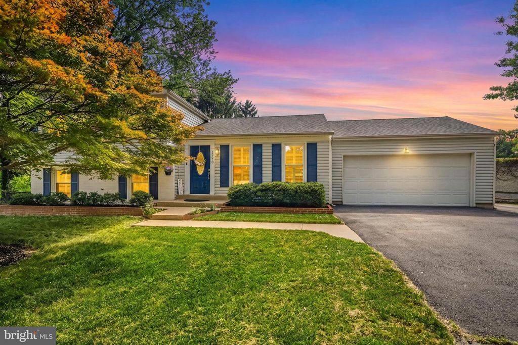 12670 MAGNA CARTA, Herndon, VA 20171