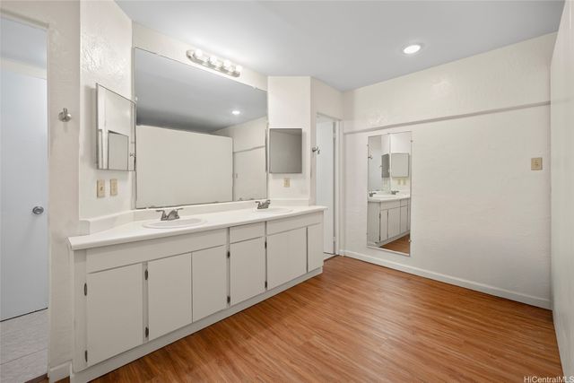 1447 Kewalo Street 307, Honolulu, HI 96822