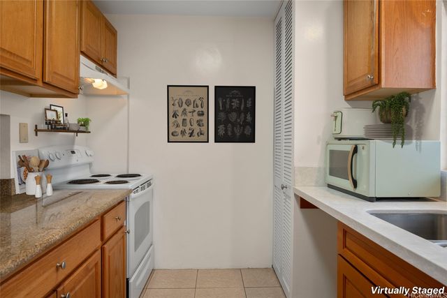 1447 Kewalo Street 307, Honolulu, HI 96822