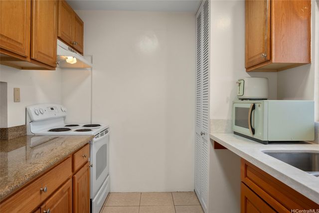 1447 Kewalo Street 307, Honolulu, HI 96822