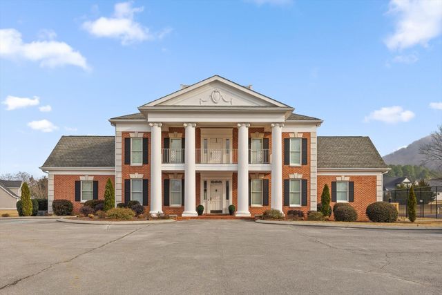 8975 Silver Maple Drive, Ooltewah, TN 37363