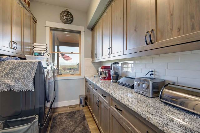 415 N Locust Grove Road, Kuna, ID 83634
