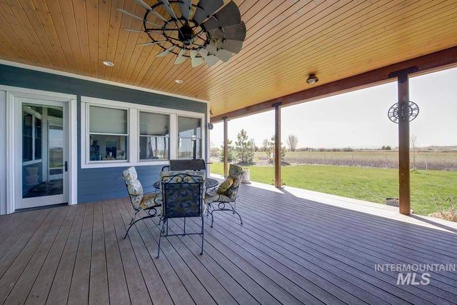 415 N Locust Grove Road, Kuna, ID 83634