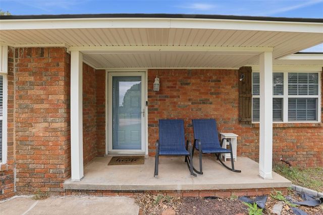 1301 Old Santa Fe Lake Road, Tecumseh, OK 74873