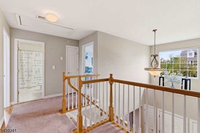 5 Jurgensen Rd, Delaware Twp., NJ 08559